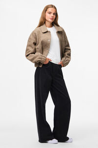 Pieces Chaqueta teddy