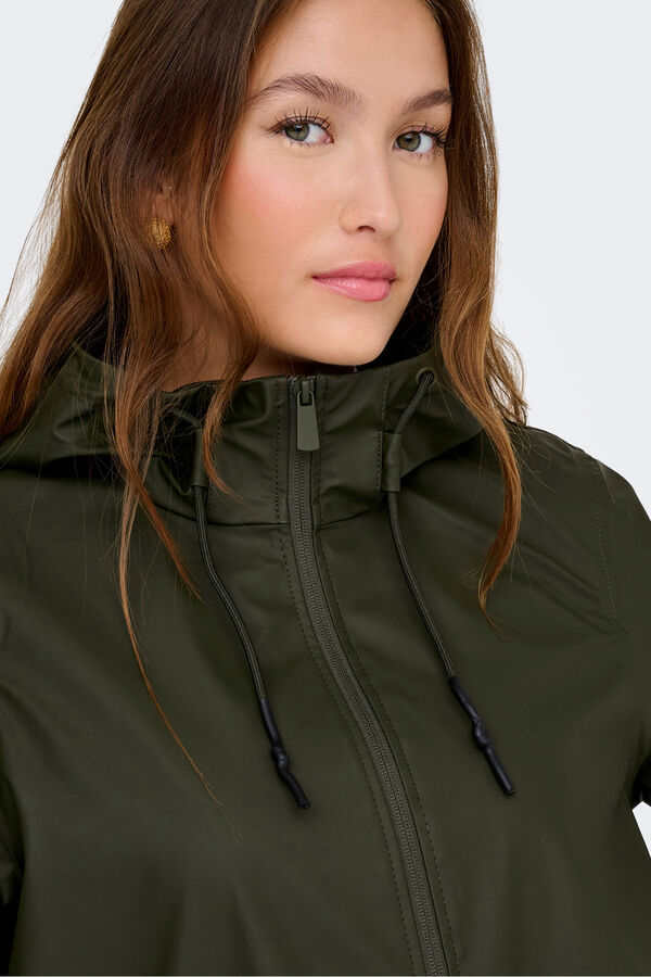 JDY Imperme&aacute;vel com capuz verde