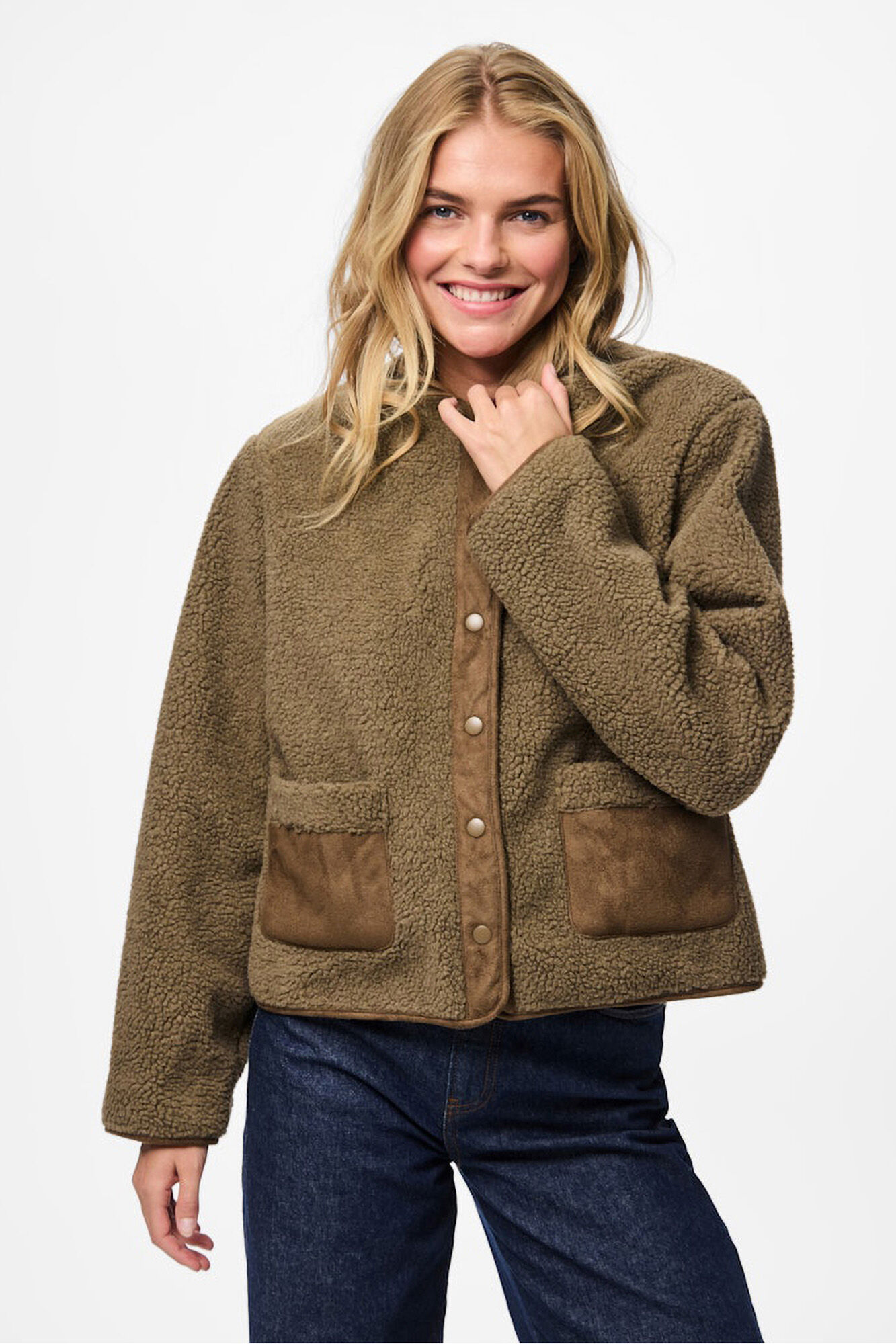 Pieces Chaqueta pana detalles ante