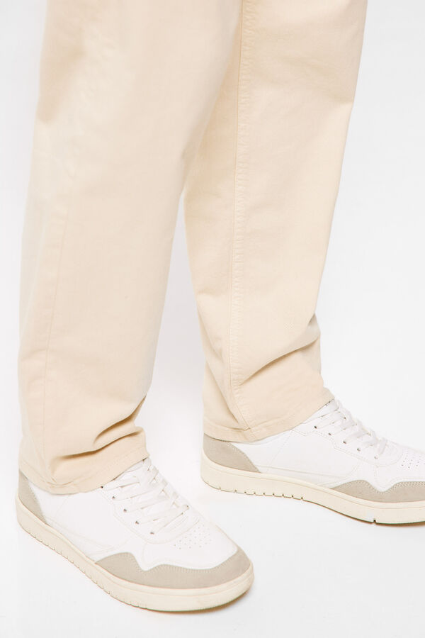 Springfield Pantalón 5 bolsillos color regular relax lavado estampado fondo blanco