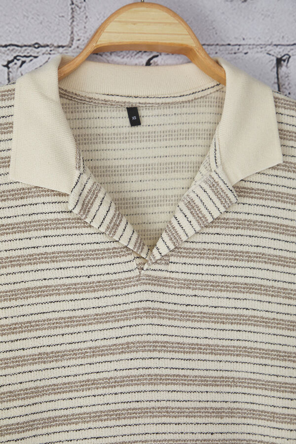 Trendyol Polo de manga corta gris