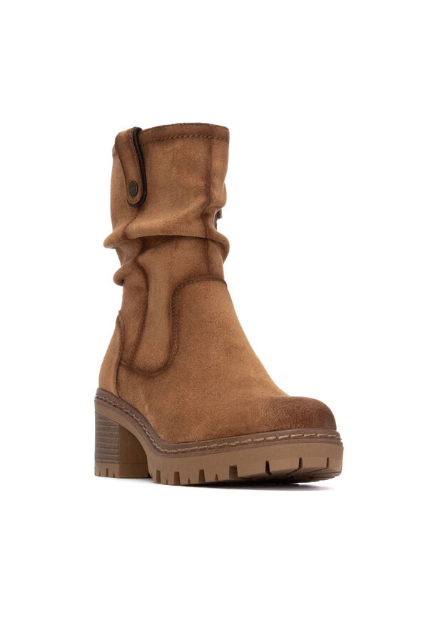 Refresh Casual suede ankle boot nude