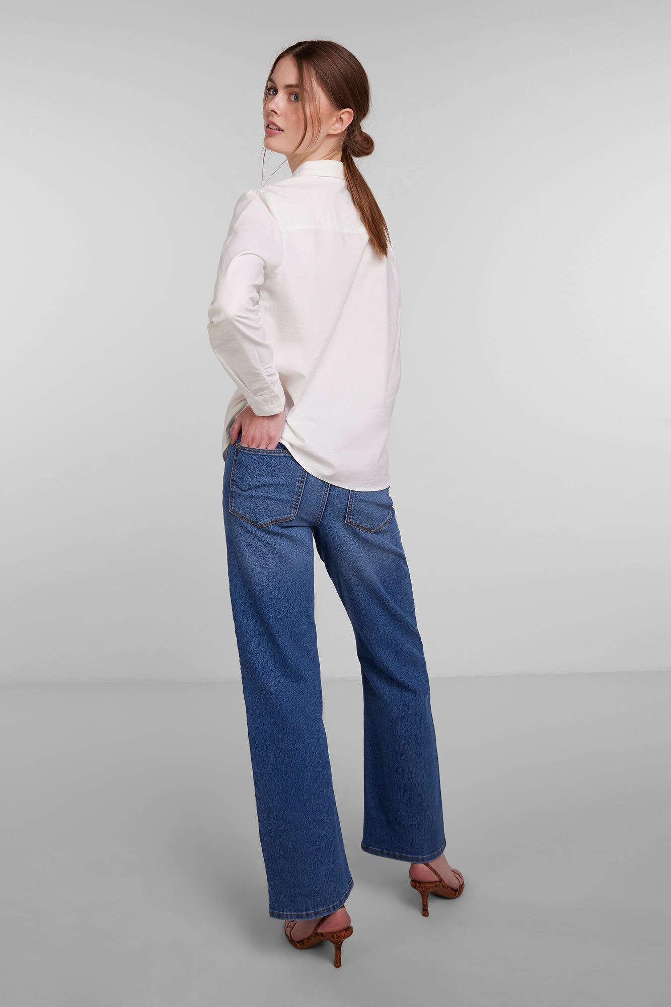 Pieces Camisa b&aacute;sica tipo oxford