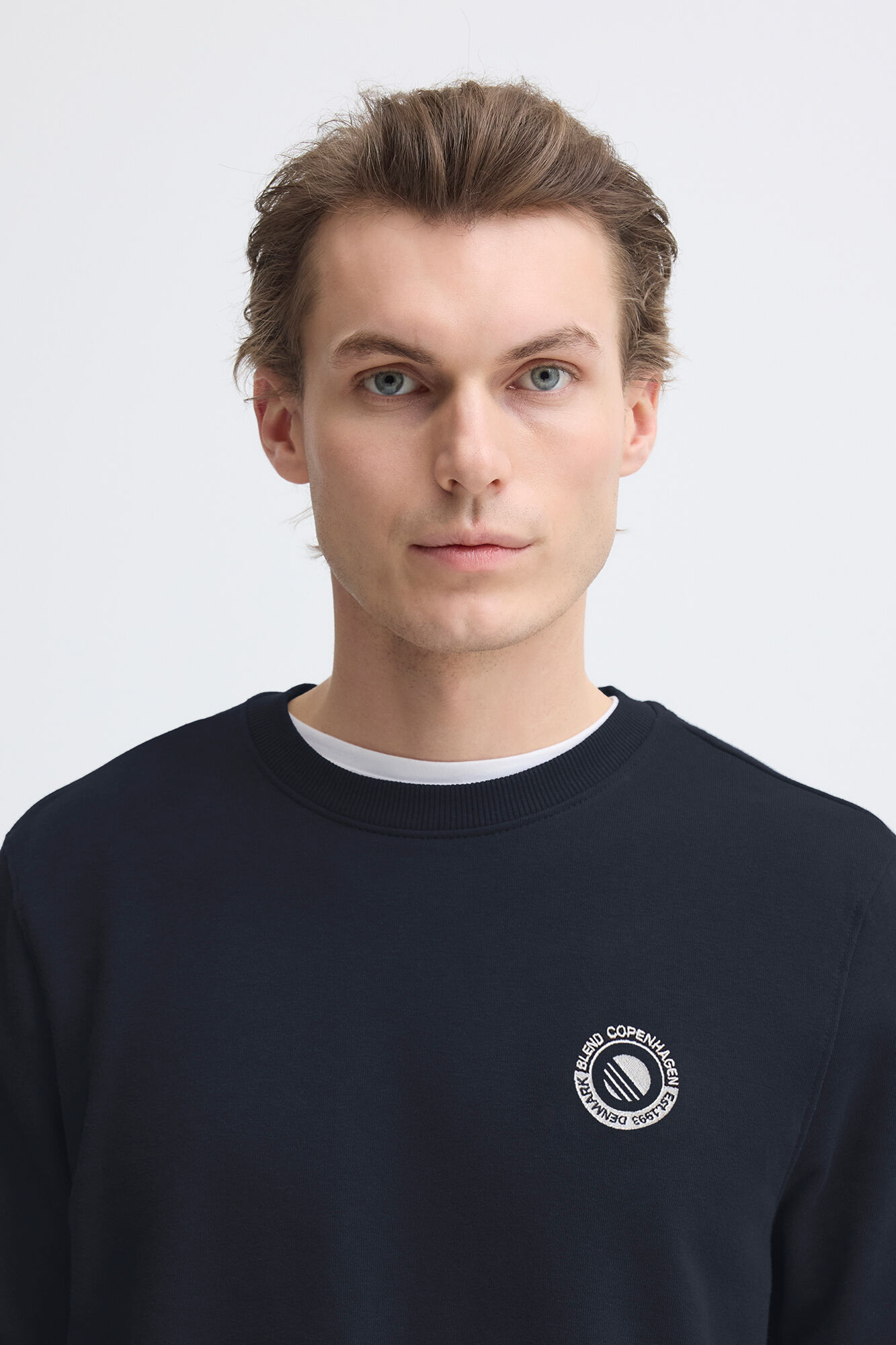 Blend Sweatshirt de gola redonda com log&oacute;tipo 