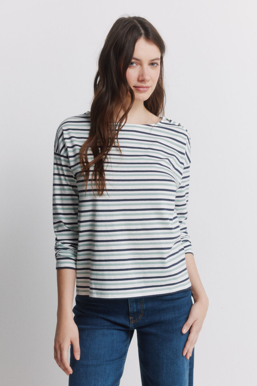 Camiseta hombro botones