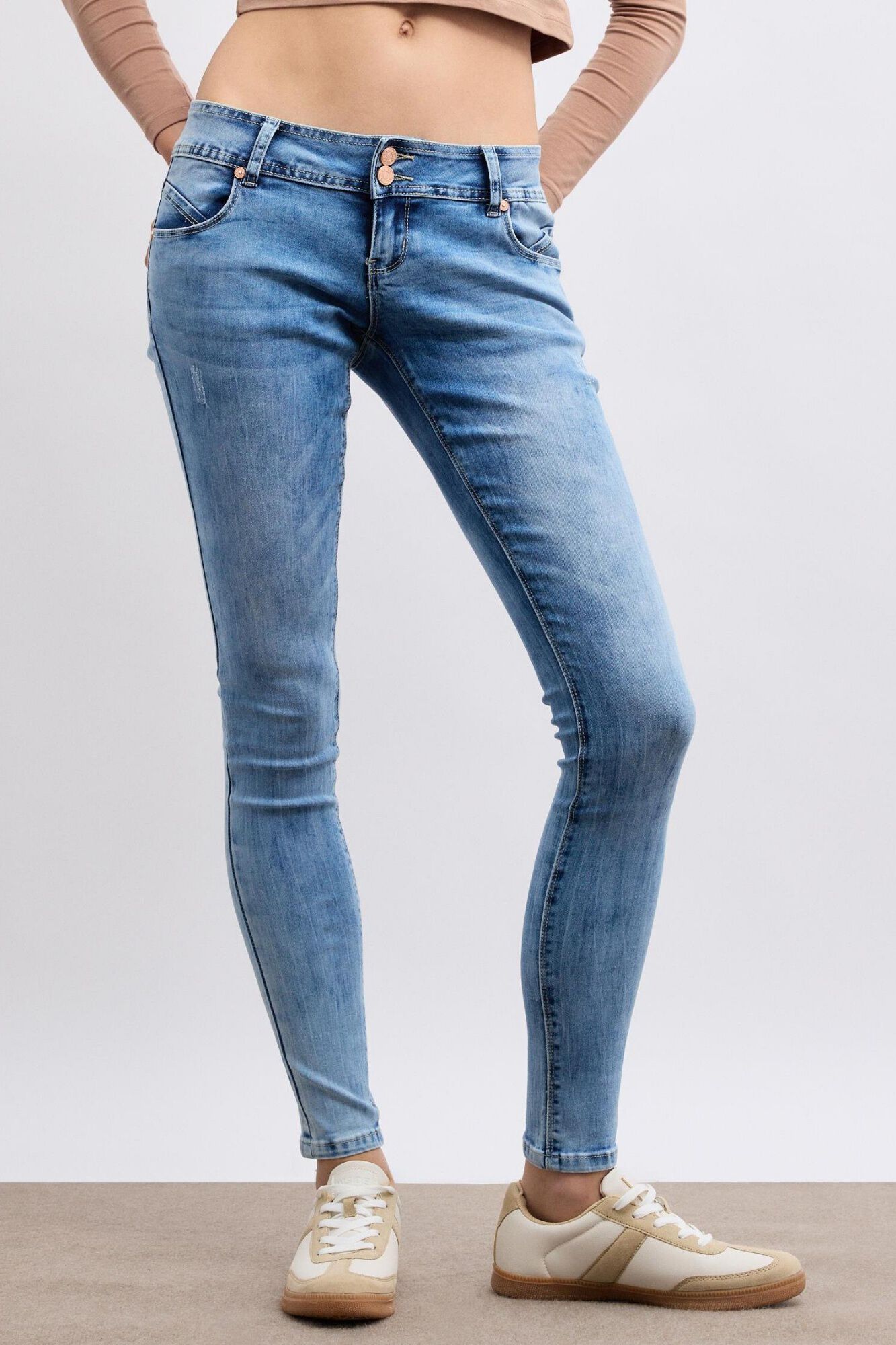 Inside Skinny Jeans mit niedriger Leibh&ouml;he