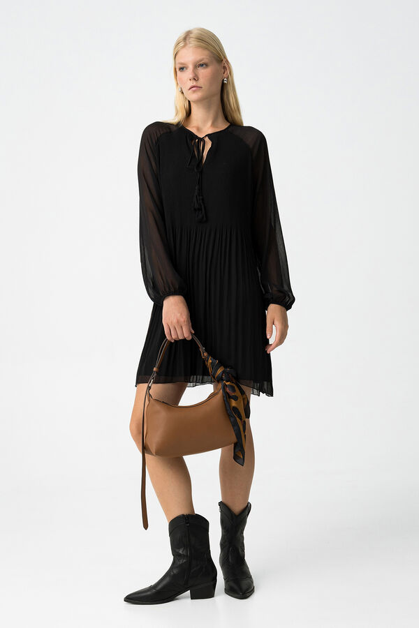 Tiffosi Pleated Dress with Drawstring Crna