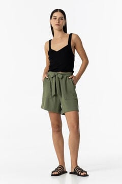 Springfield Wrinkled-Effect Bermuda Shorts with Belt green