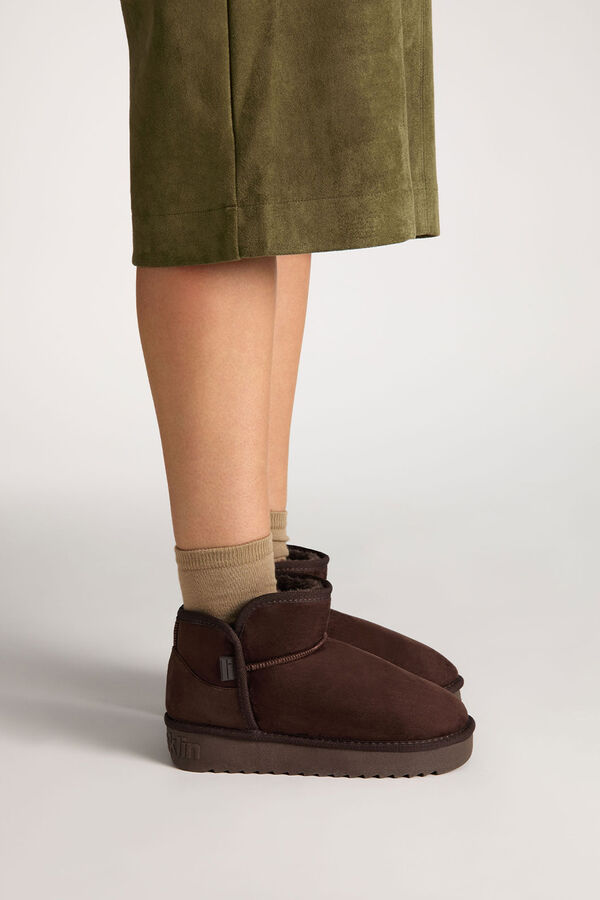 D. Franklin Low Nordic ankle boots nude