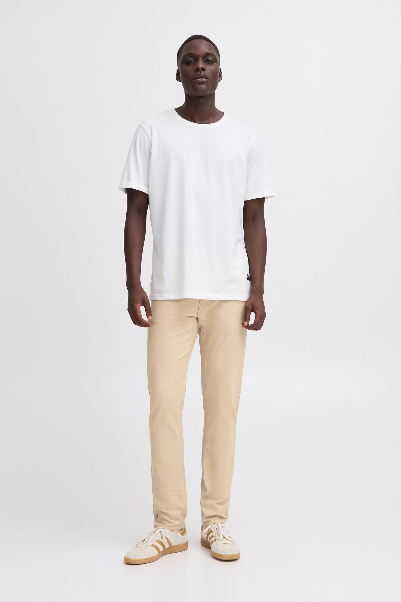 Blend Pantal&oacute;n de corte regular