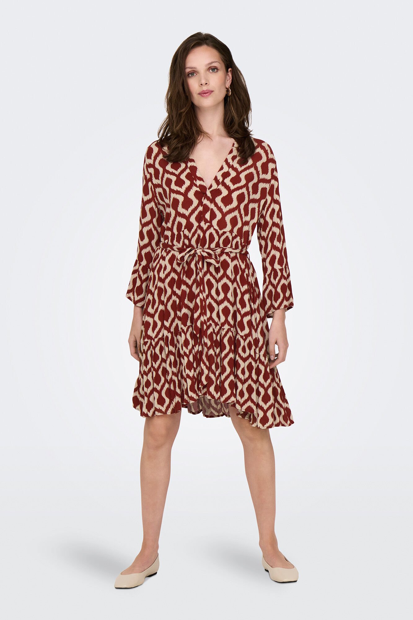 Only Vestido curto manga francesa