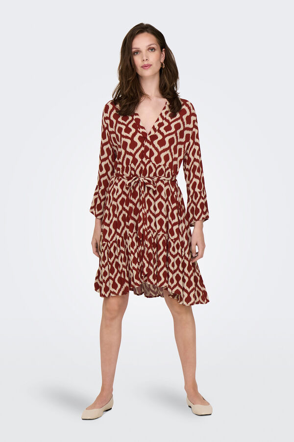 Only Francia ujj&uacute; r&ouml;vid ruha term&eacute;szetes