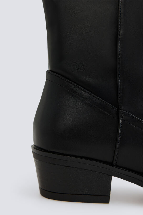 Springfield Square toe boot black