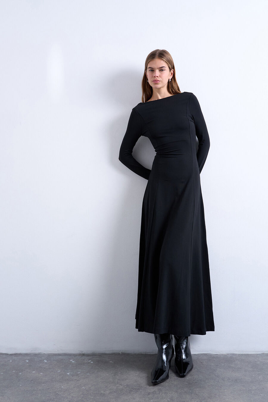 Vestido largo de manga larga con modal