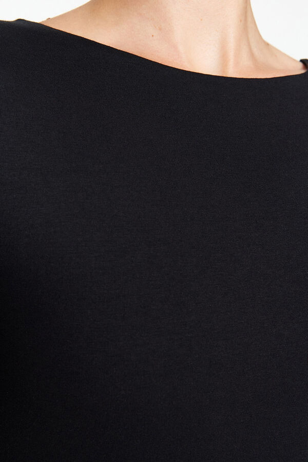Trendyol Blusa con cuello barco negro