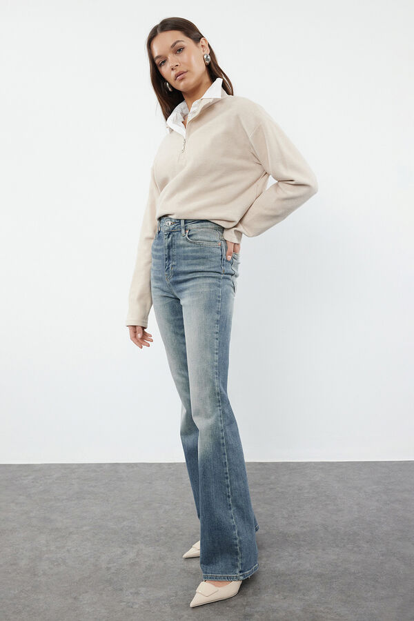 Trendyol Pantalón vaquero campana azul