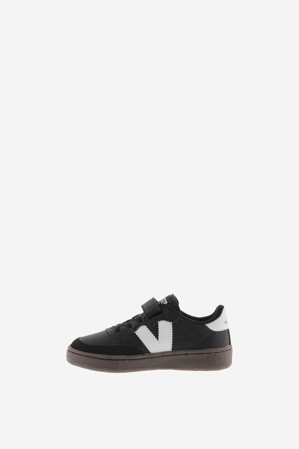 Victoria Victoria Oslo faux leather sneakers with contrasting details and elastic laces black