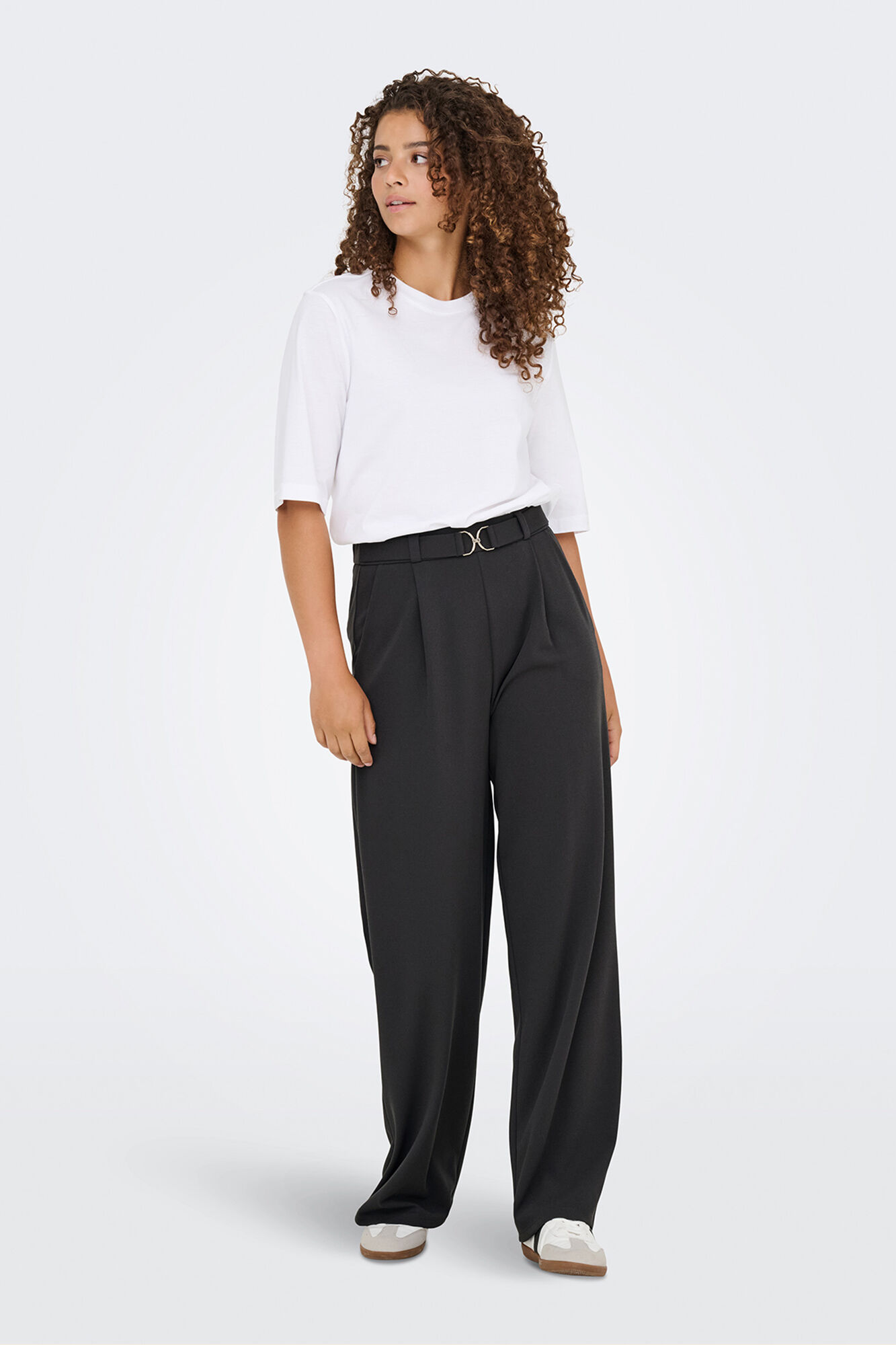 JDY Pantal&oacute;n recto pinzas