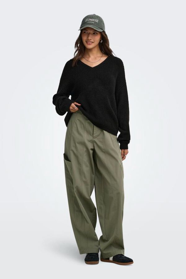 JDY Pullover mit V-Ausschnitt Schwarz