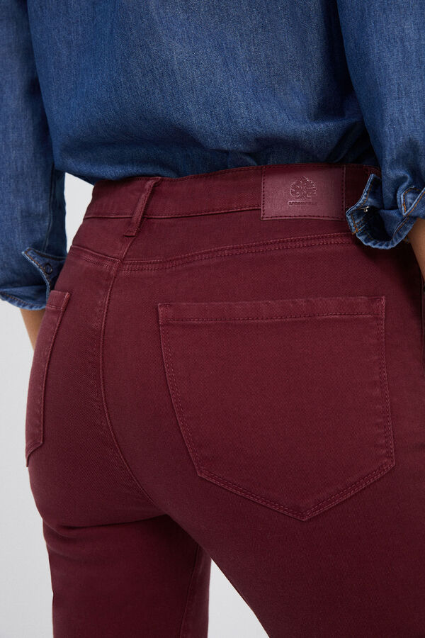Springfield Jeans Slim Farbe nachhaltiger Waschvorgang rot