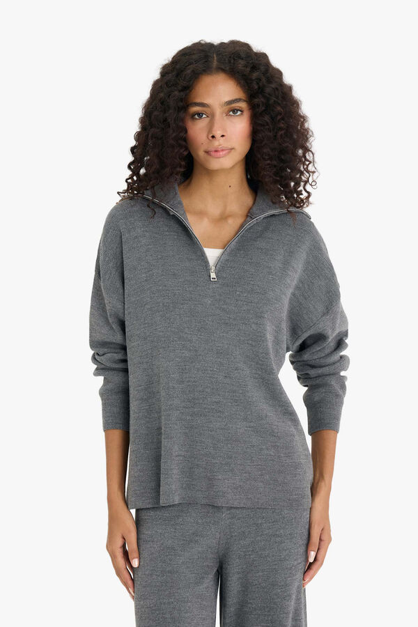 DeFacto Jumper with half zip grey