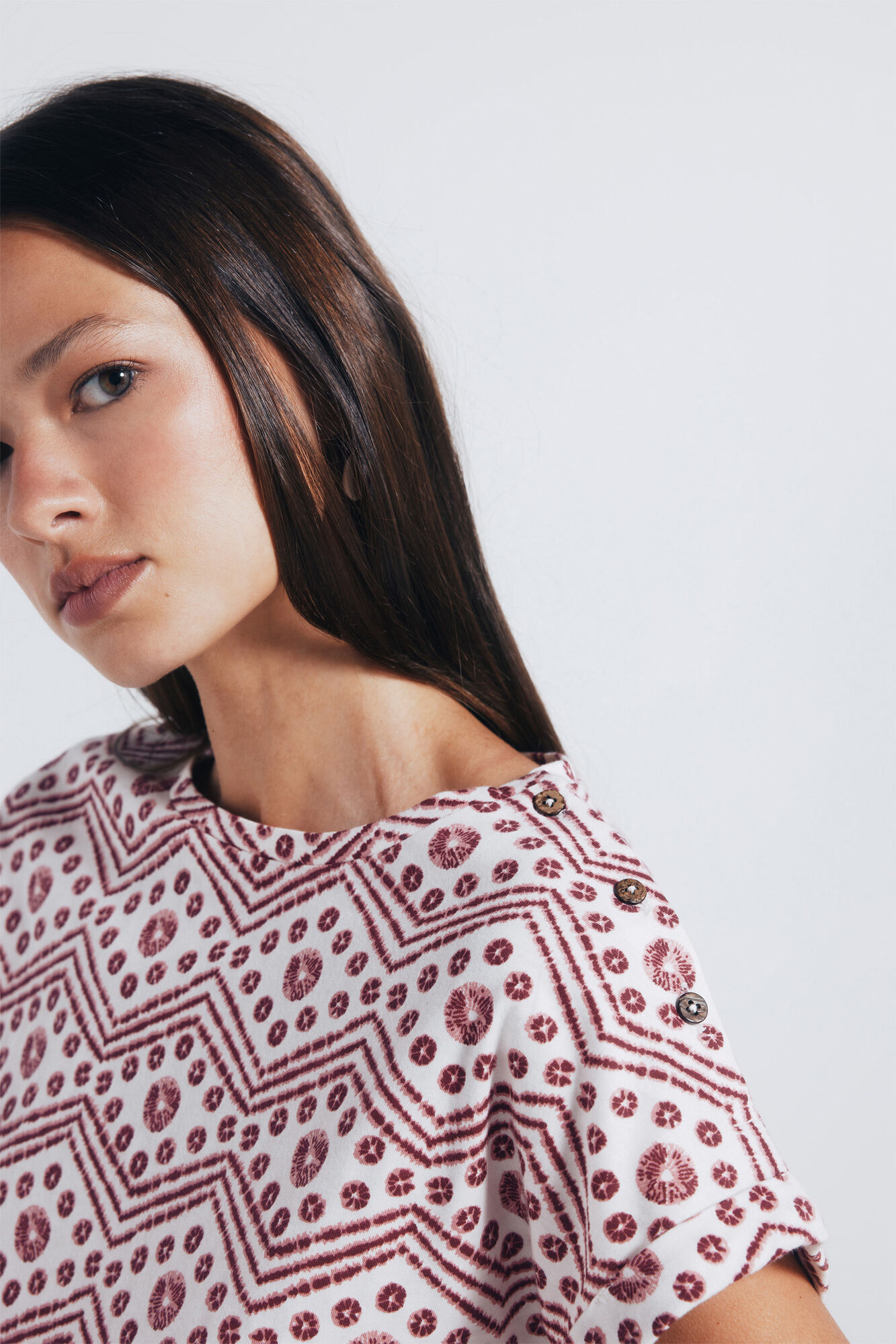 Springfield Printed buttons up shoulder t-shirt