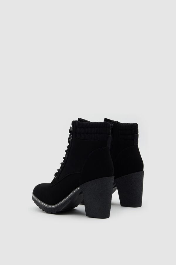 Inside Platform hiker ankle boots black