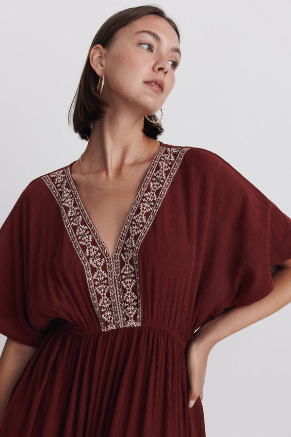 Springfield Embroidered neckline midi dress red