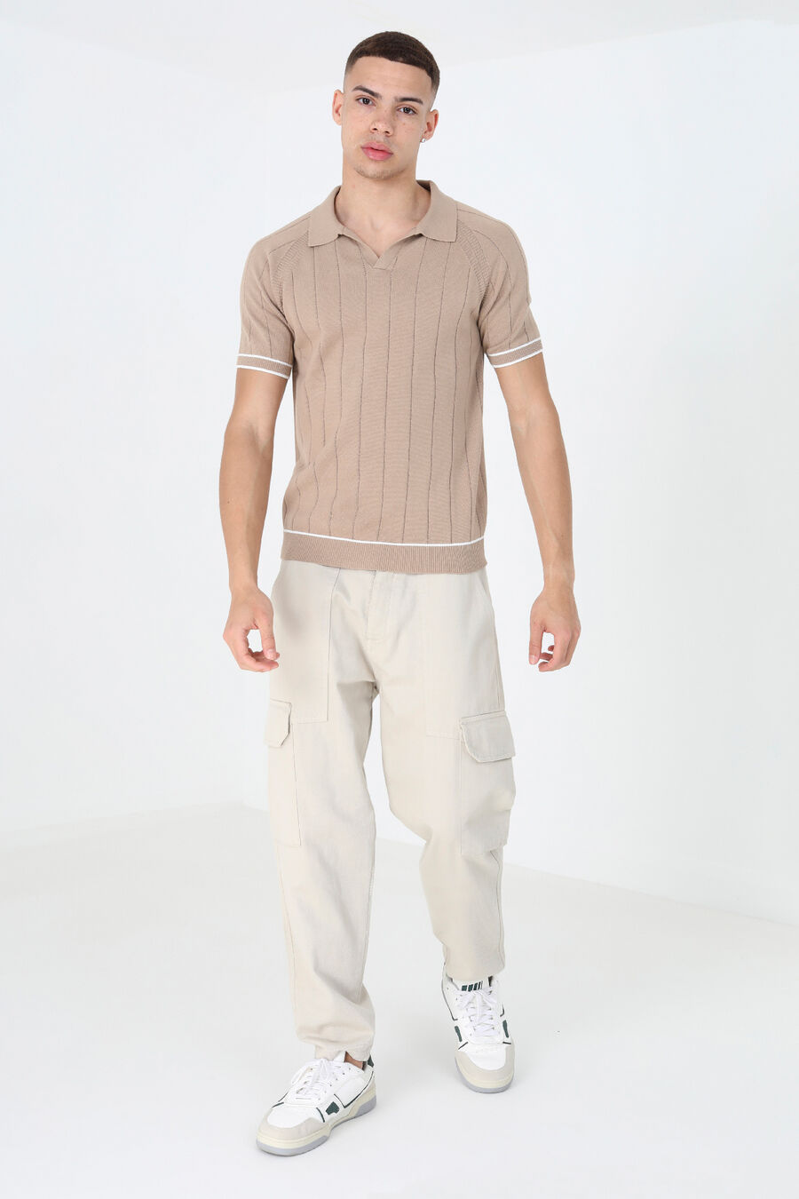 Polo de punto con manga corta