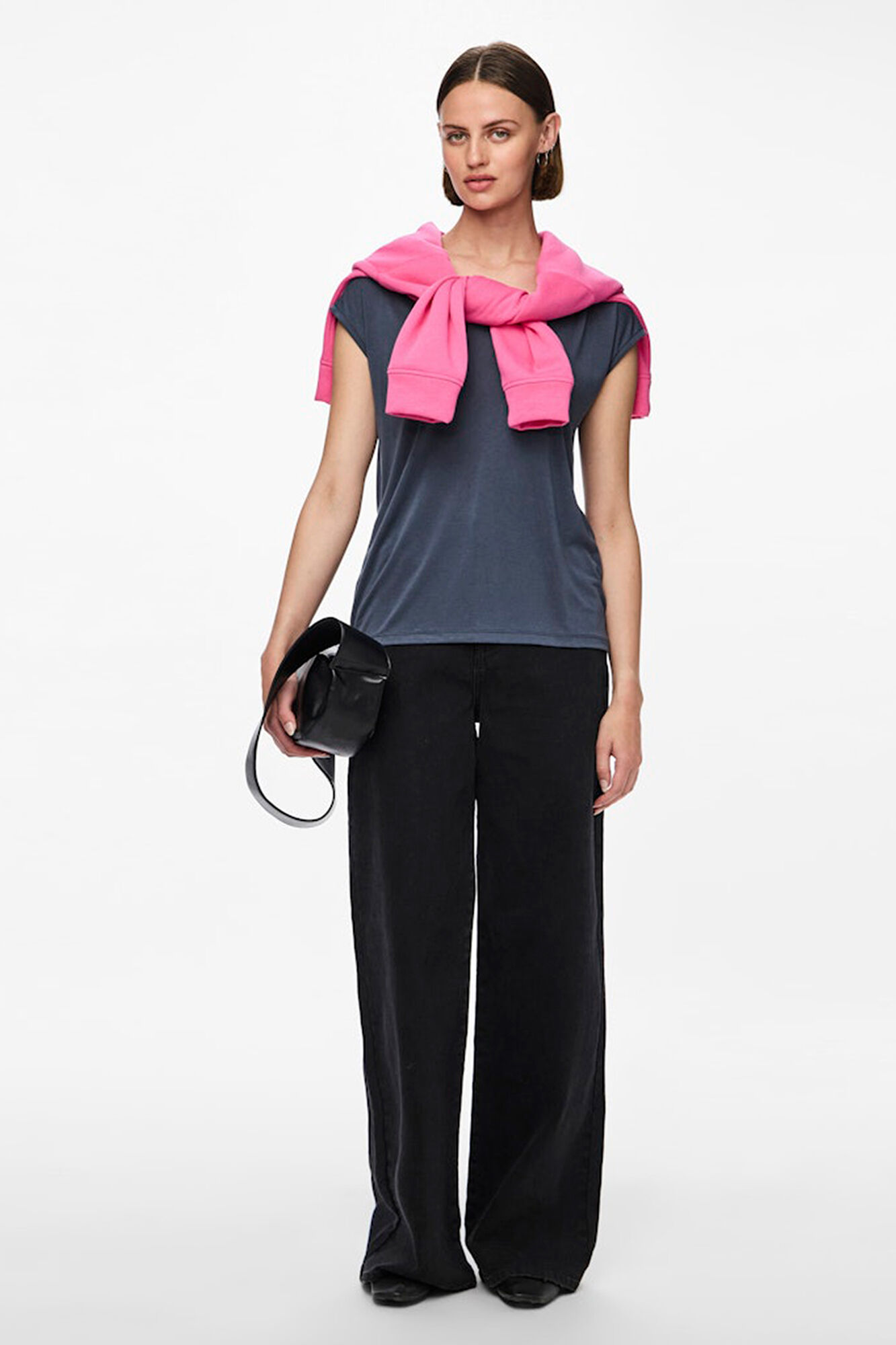 Pieces Cooles T-Shirt mit V-Ausschnitt