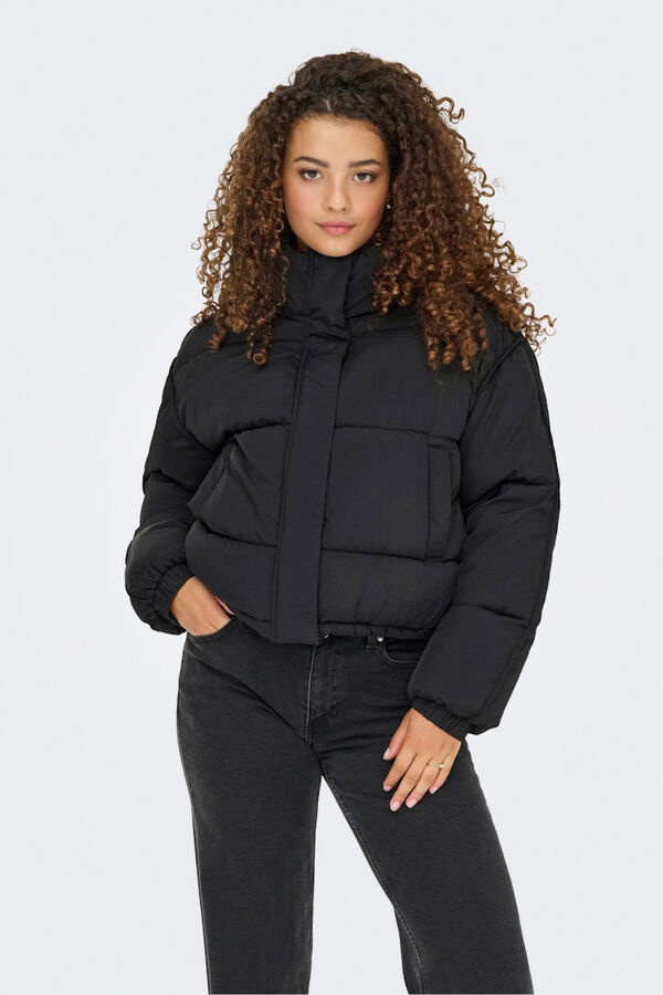 Only Short puffer jacket  Crna