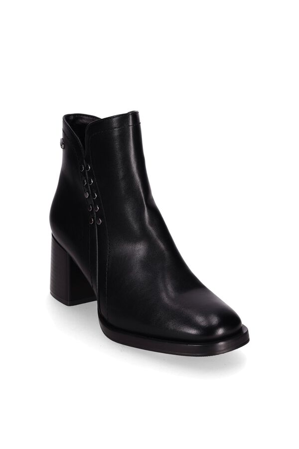Chika 10 Side rivet ankle boots black