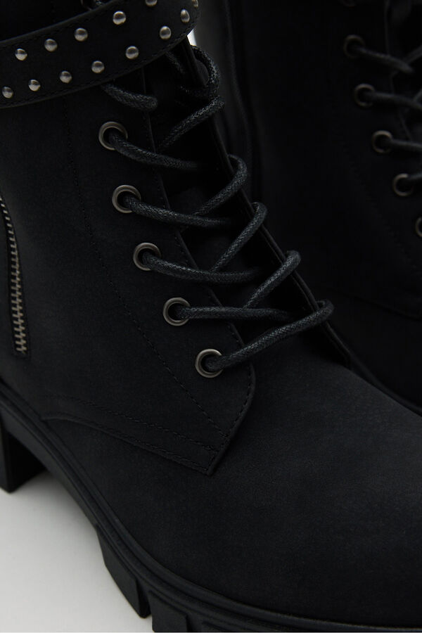 Inside Botines con cordones y cremallera negro