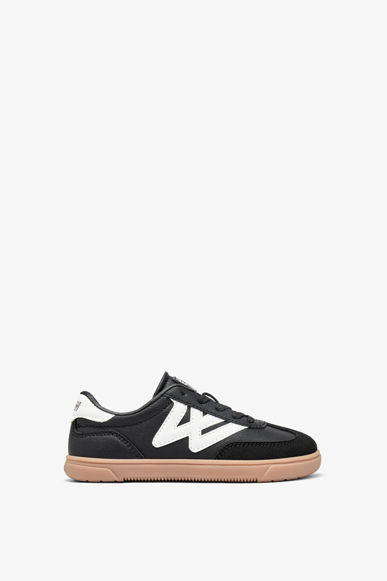 Conguitos Faux leather barefoot sneakers