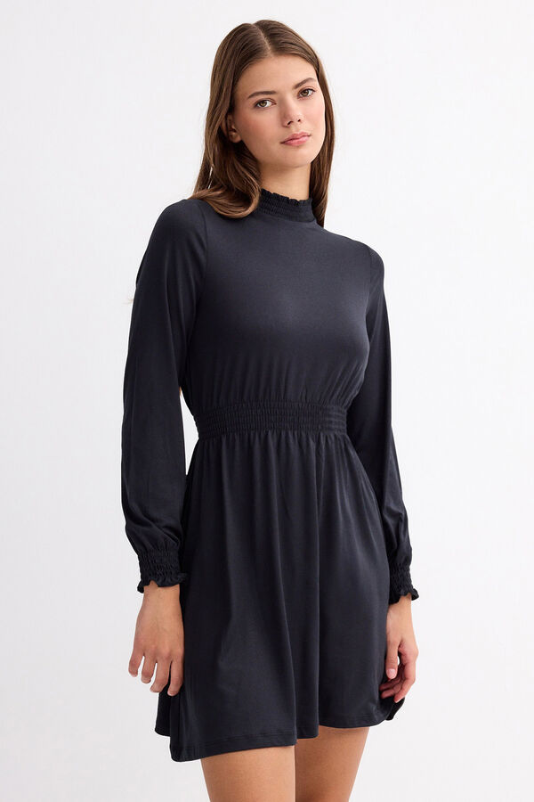 Inside Vestido Manga Larga Cuello Sub negro