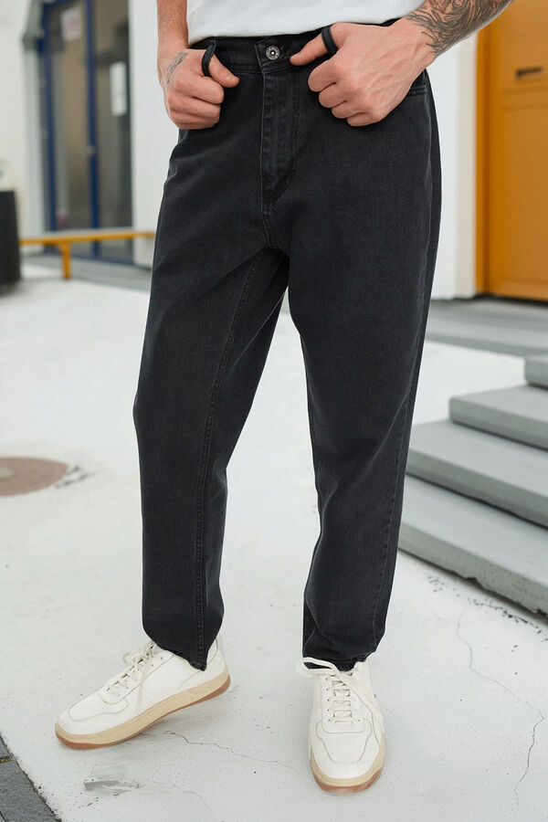 Trendyol Jeans retos de corte relaxado preto