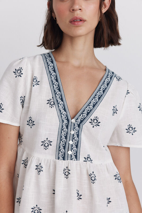 Springfield Peplum shirt with neckline details printed