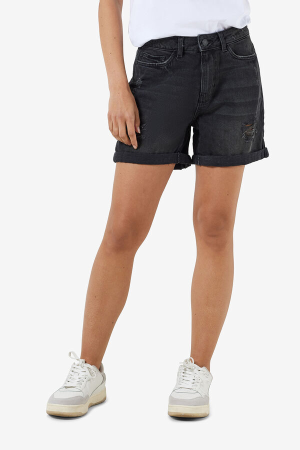 Noisy May Short bajo vuelto negro