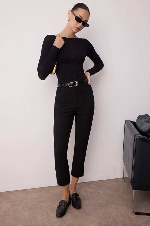 Trendyol Pantal&oacute;n b&aacute;sico negro