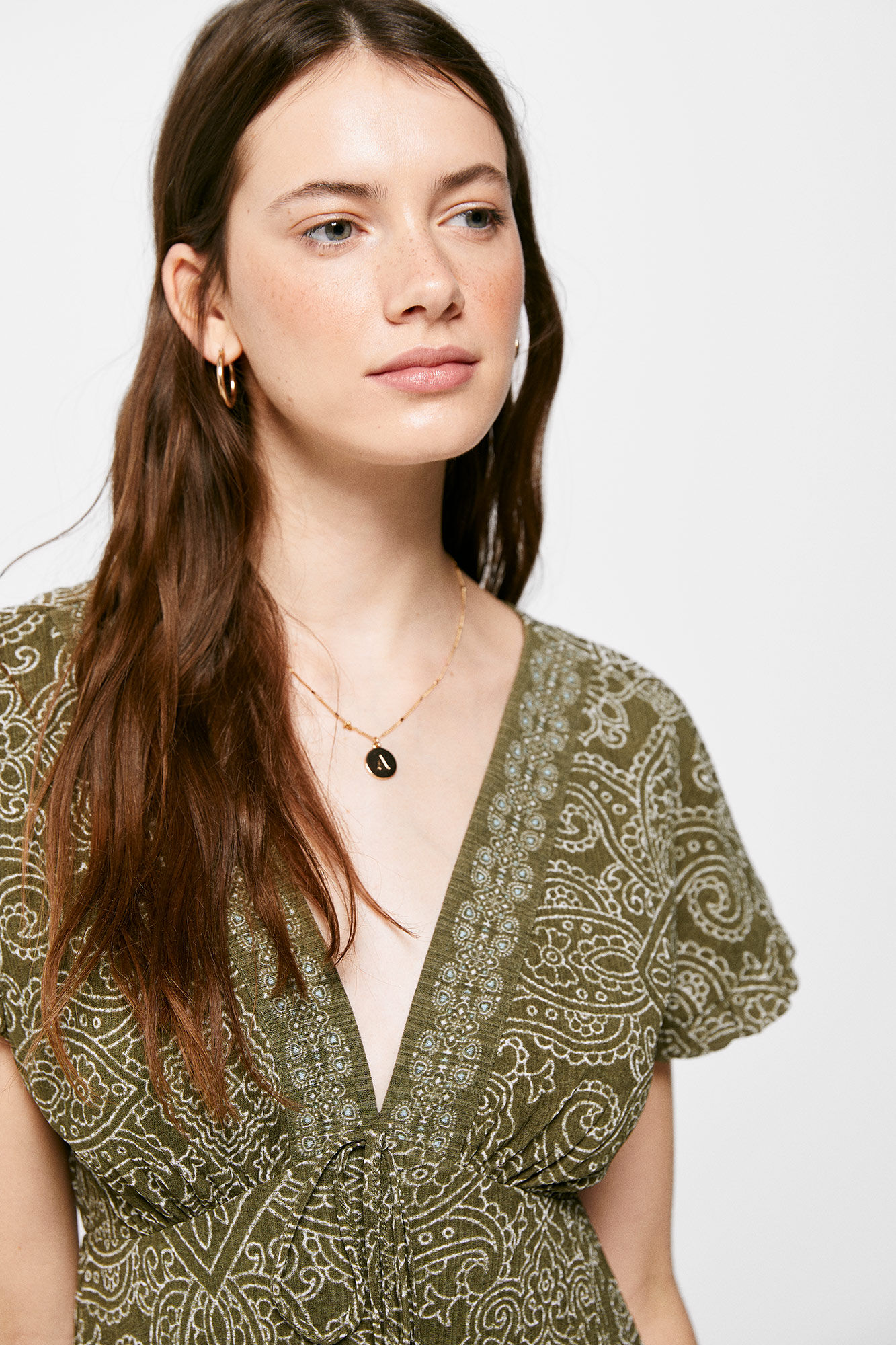 Springfield Damen Kleid - Lässig, Mit V-Ausschnitt & Ausgestelltem Rock, Perfekt Für Den Alltag