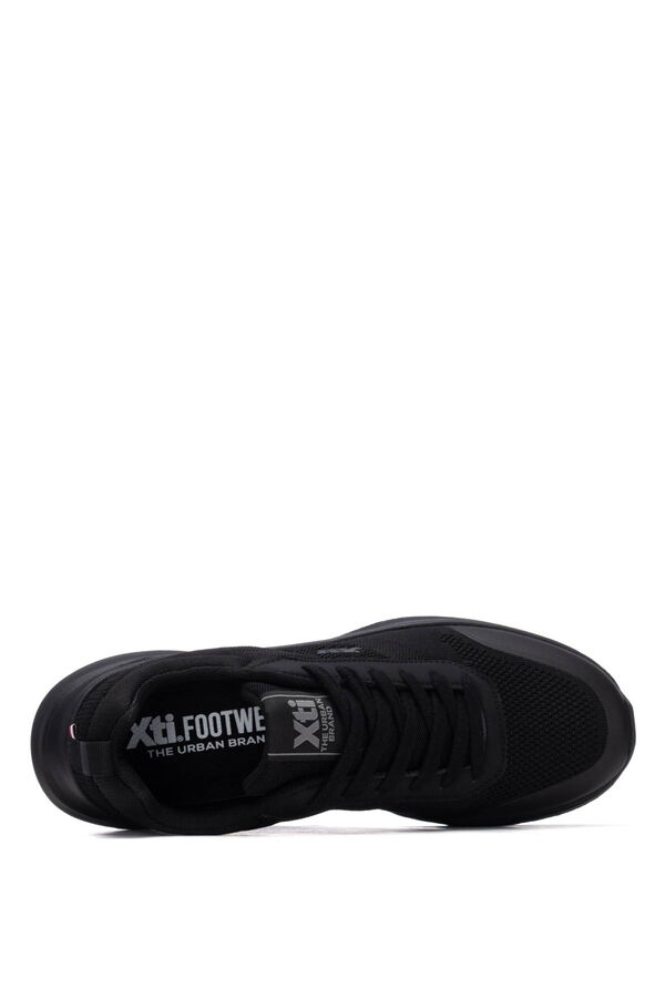 XTI Laced trainers black