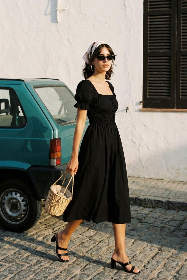 Trendyol Vestido midi com mangas bufantes preto