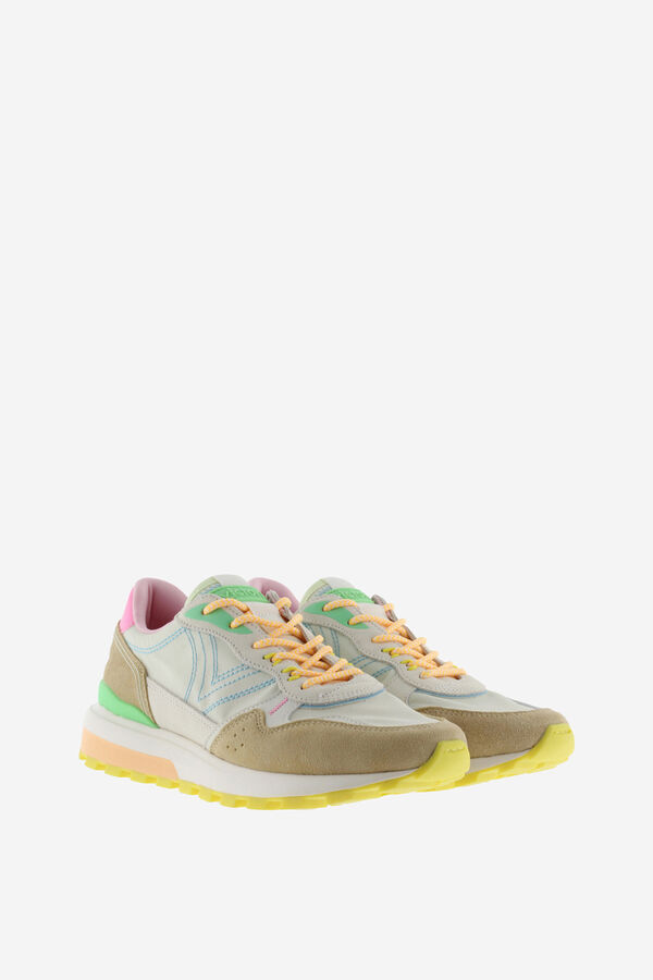 Victoria Trainers with textured sole brown