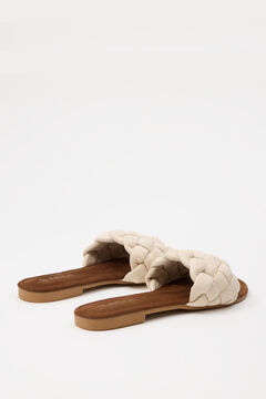 Inside Sand&aacute;lias de tiras cruzadas