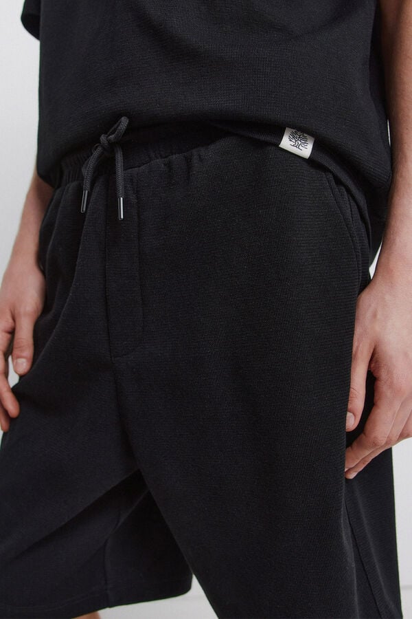 Springfield Waffle Bermuda shorts black