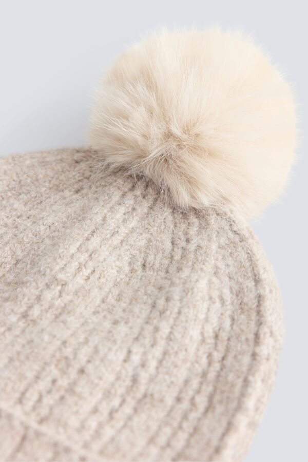 Springfield Pom pom knit beanie nude