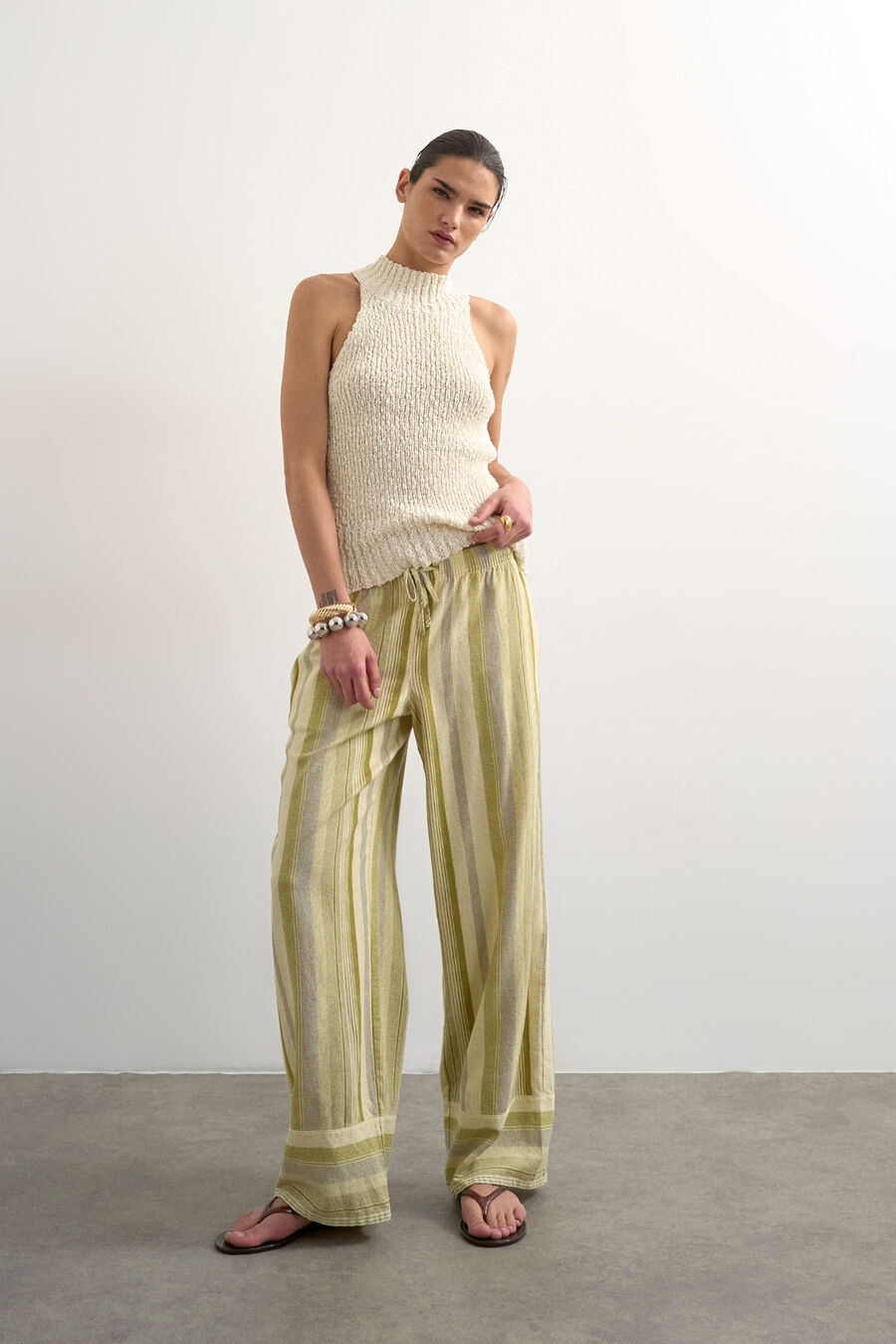 Pantalón estampado de cordón