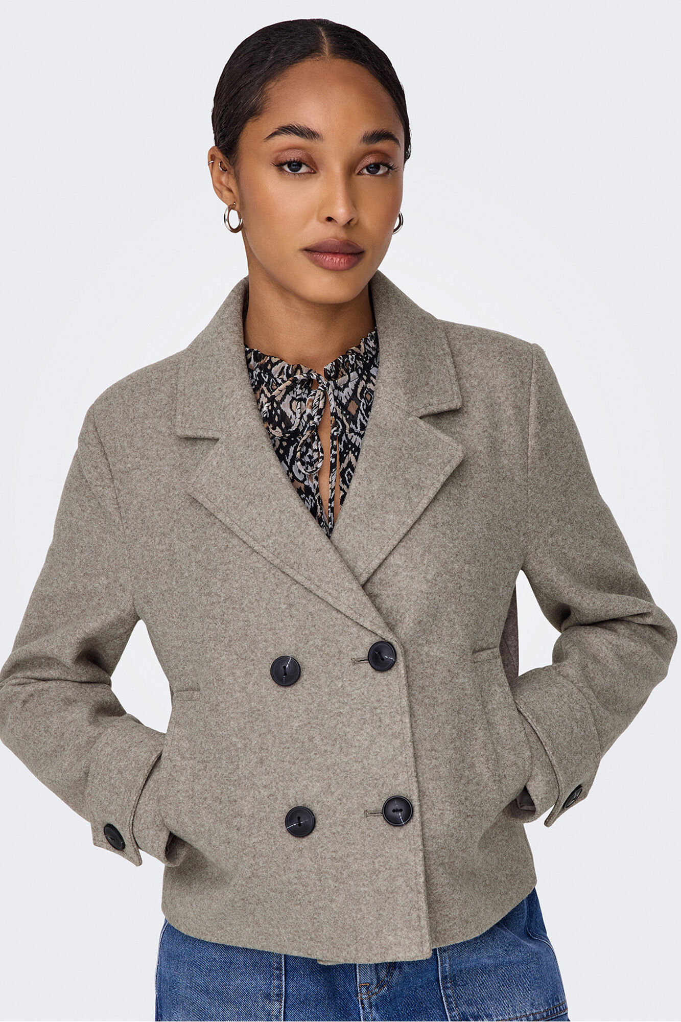 Only Abrigo corto de pa&ntilde;o