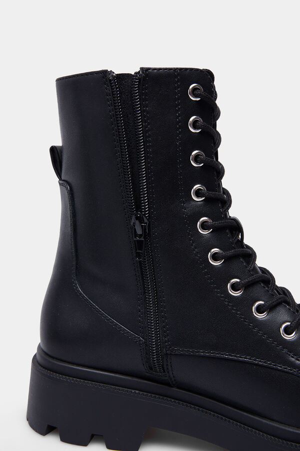 Springfield Military style ankle boot black