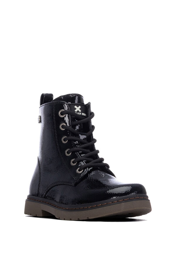 XTI Lace-up military ankle boot black